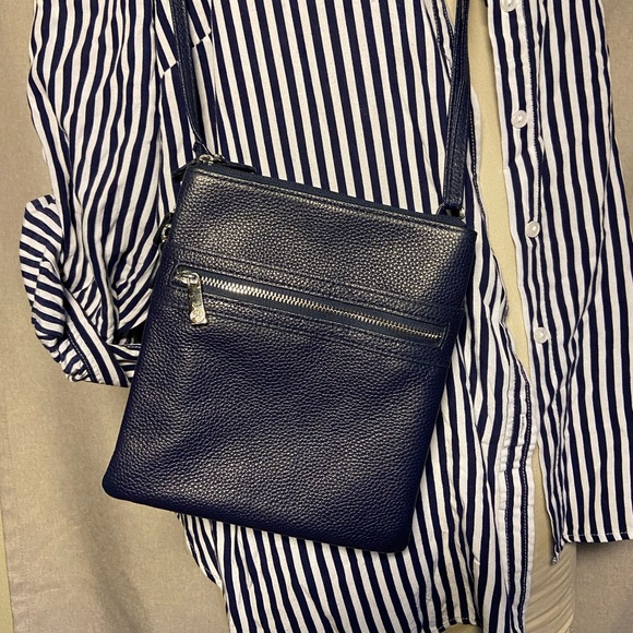 Guani Bernini  Triple-Zip Pebble Leather Dasher Crossbody - Picture 1 of 7